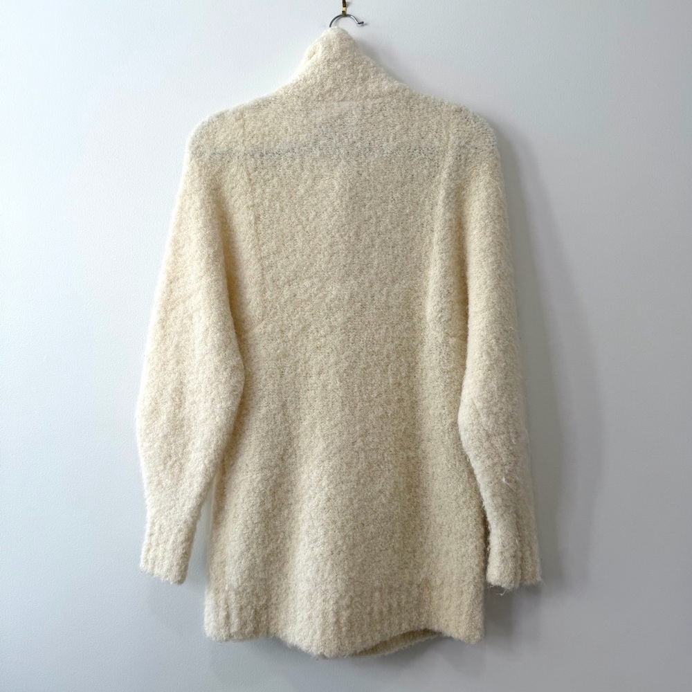 Aritzia Cream Button-Front Cozy Cardigan - Picture 4 of 15